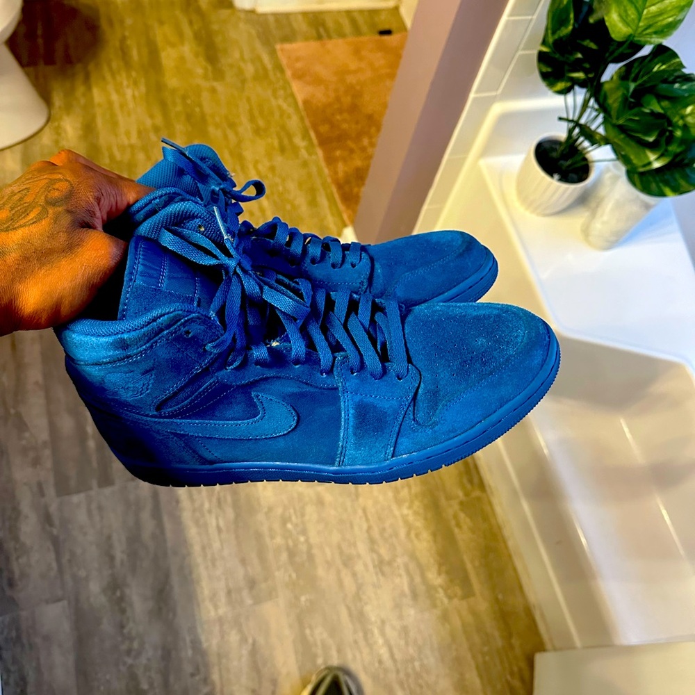 Nike Jordan’s 1s flight